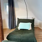 Apartman Grosses Apartment,ferienwohnung Mut 90 Qm2, Grosser Aufenthaltsbereich Fuer Firmen, Gruppen, Familien, Nahe Ulm, 3 Schlafzimmer, Wlan,hotel-tv,einzelbetten,garten,ruhige Lage,bettwaesche,handtuecher Inklusive,self Check-in,nahe Bwk,uni,legoland Blaustein