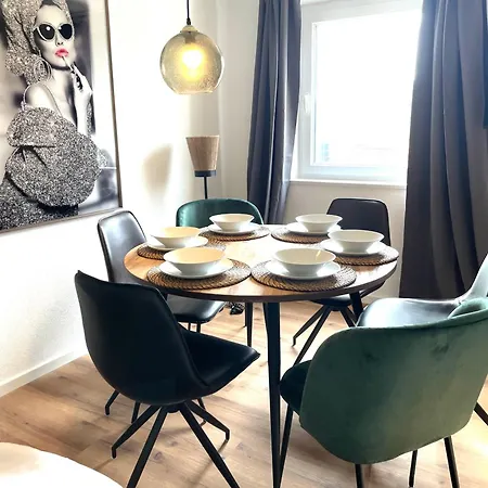 Firmen Und Gruppen Willkommen - Mit Einzelbetten Fuer Gruppen,familien, Hund, Nahe Ulm, Legoland, 3 Sz Bis 6p Apartament